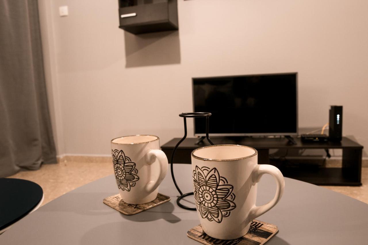 Youthfull Escape In Appartement *